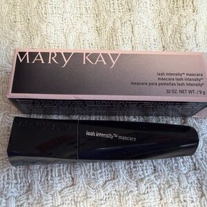 New in Box Mary Kay Lash Intensifying Mascara‎ - Black
